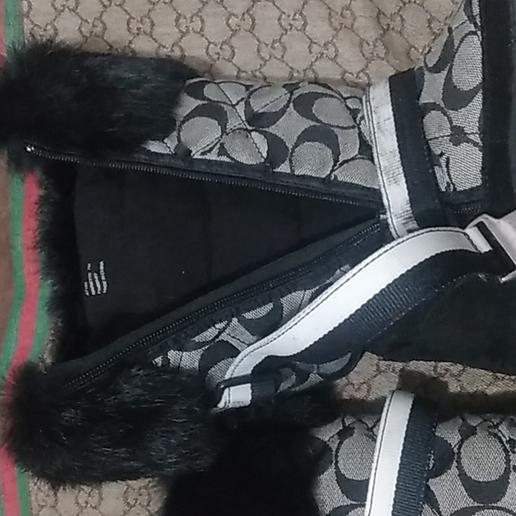 Boot - Picture 9 of 10